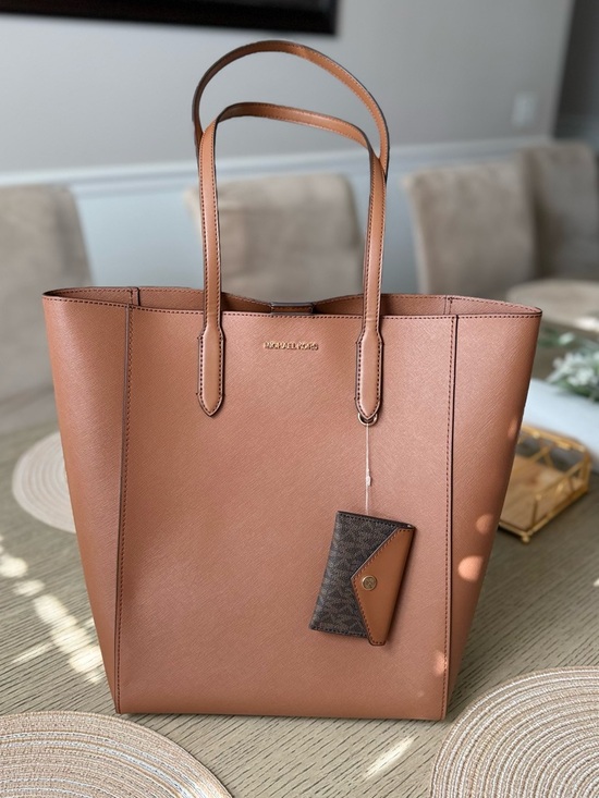 Michael Kors Handbags - Michael Kors Brown Vincent Large Saffiano Leather Tote Bag With Card Case
